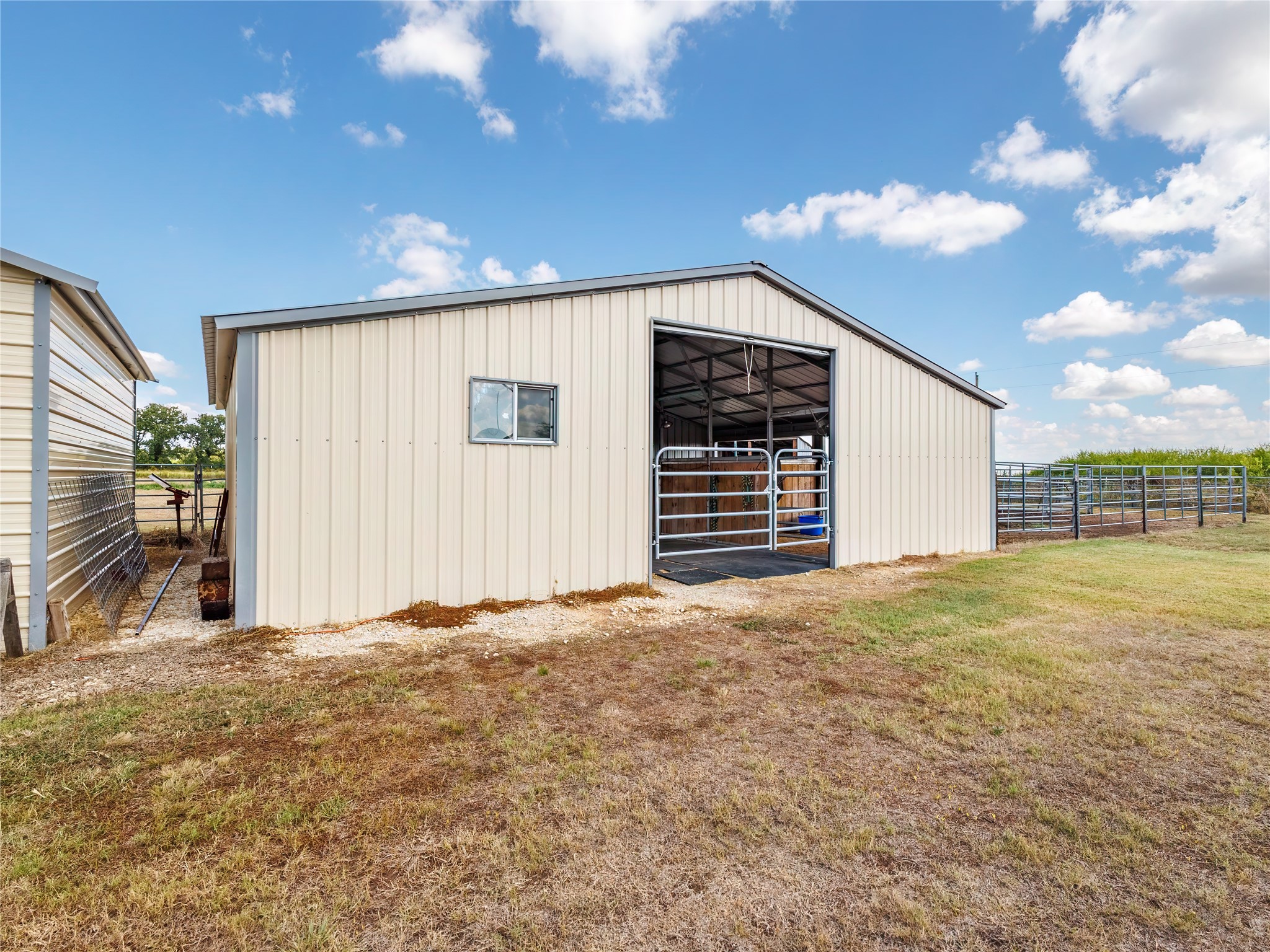 7911 Highway 1689 Sidney TX 76474