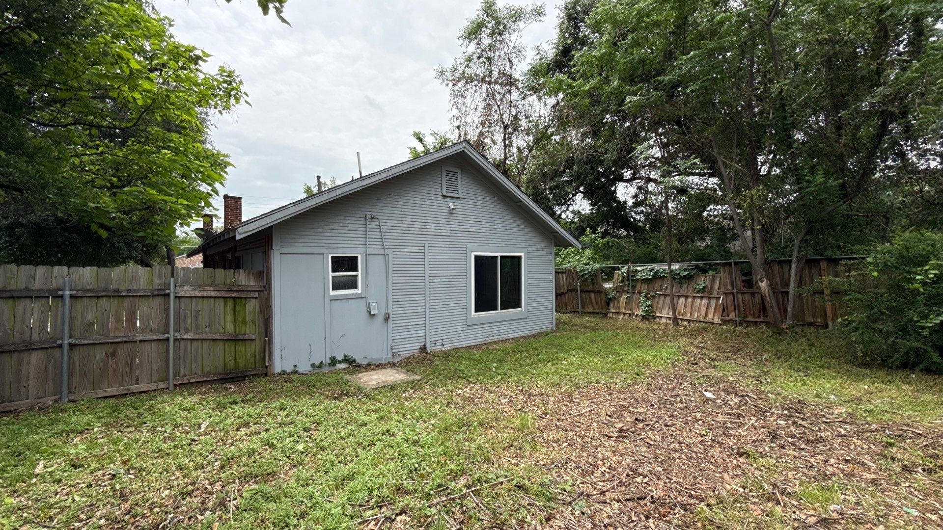 2611 Pine Street Dallas TX 75215