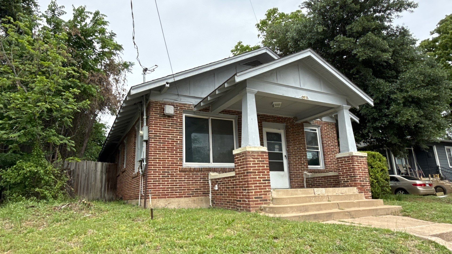 2611 Pine Street Dallas TX 75215