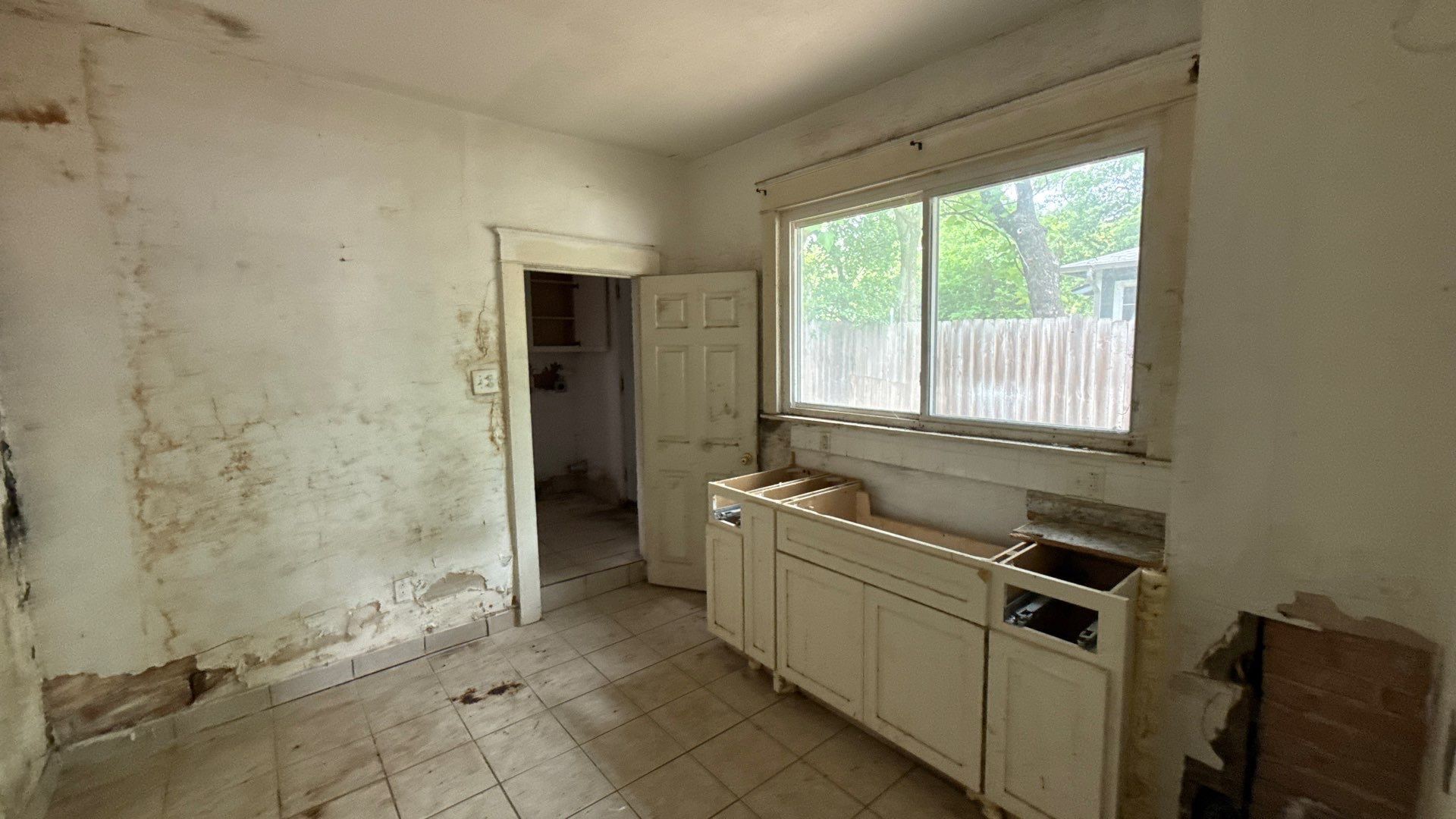 2611 Pine Street Dallas TX 75215