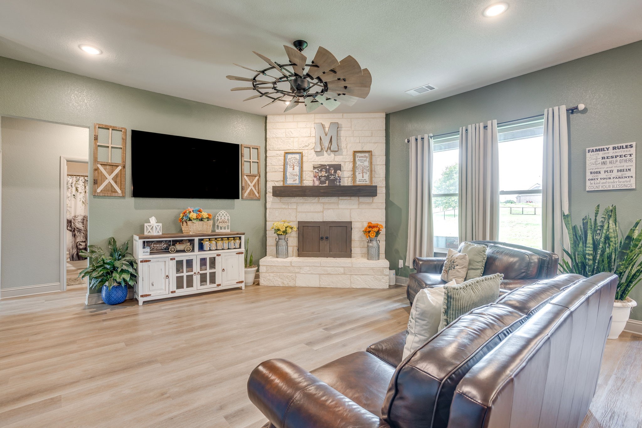 108 Private Road 4624 Boyd TX 76023