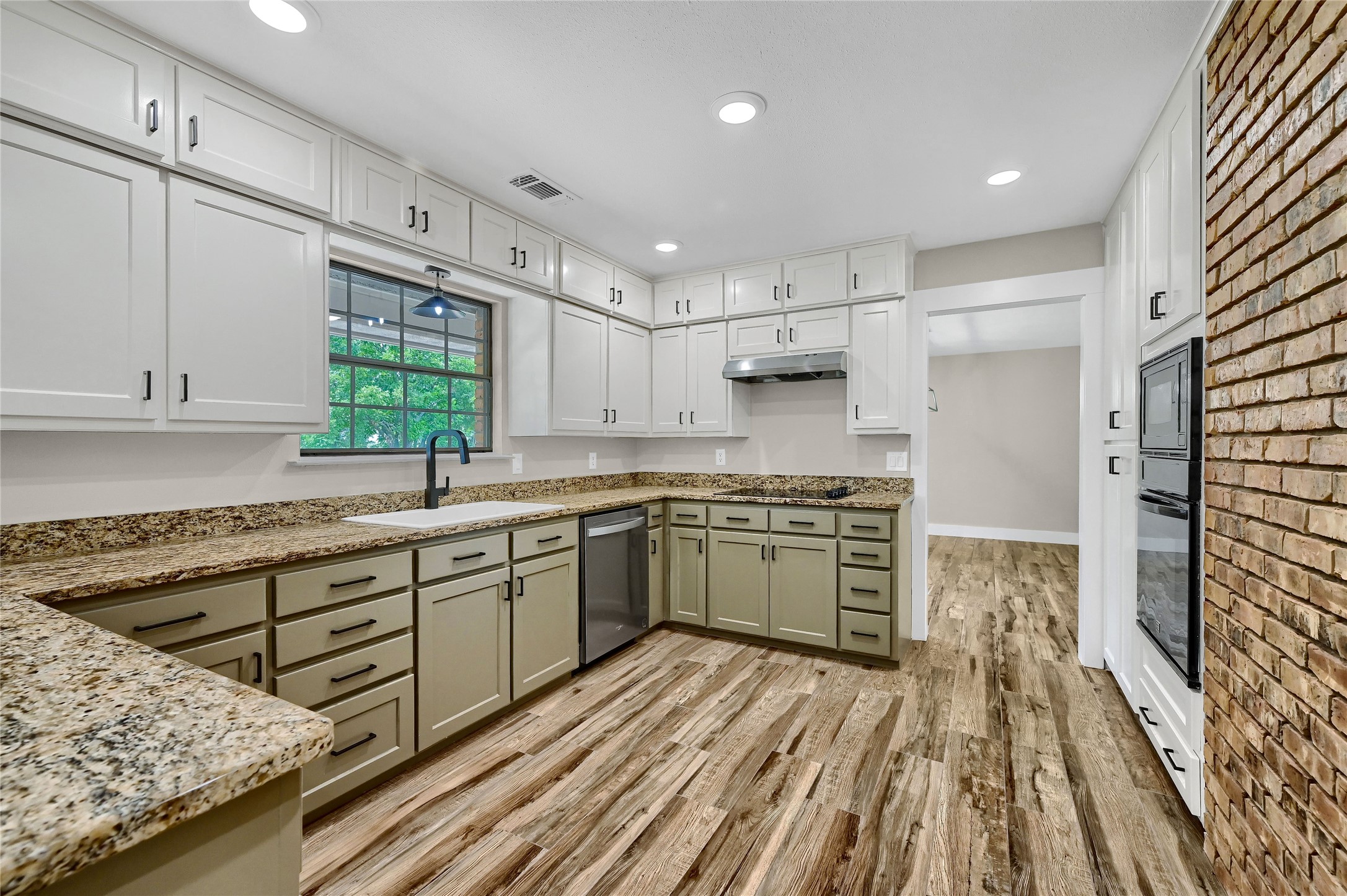 1101 Brooks Lane Sadler TX 76264