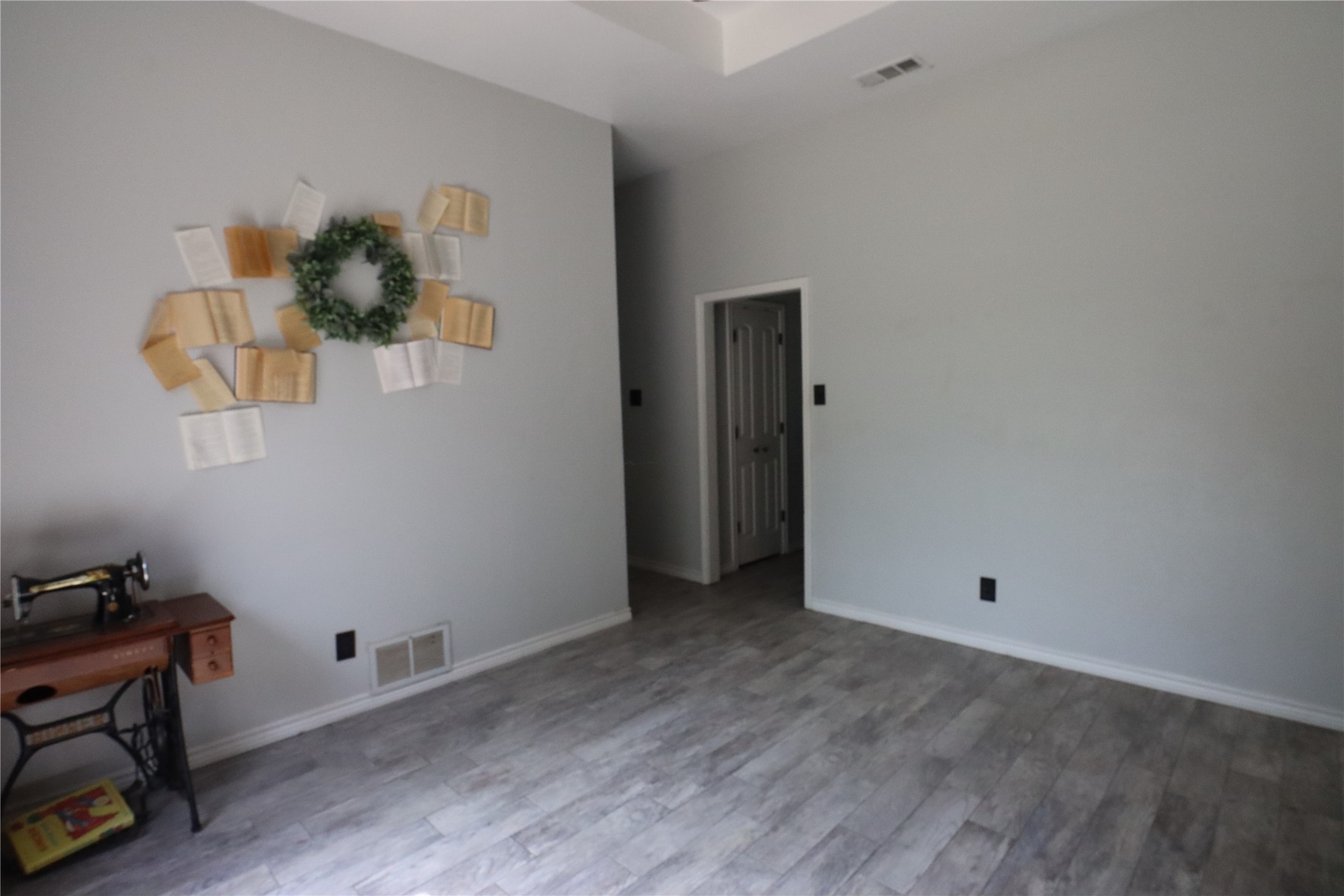 100 Thousand Oaks Lane Joshua TX 76058