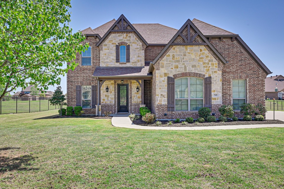 7108 Sussex Lane Mansfield TX 76063