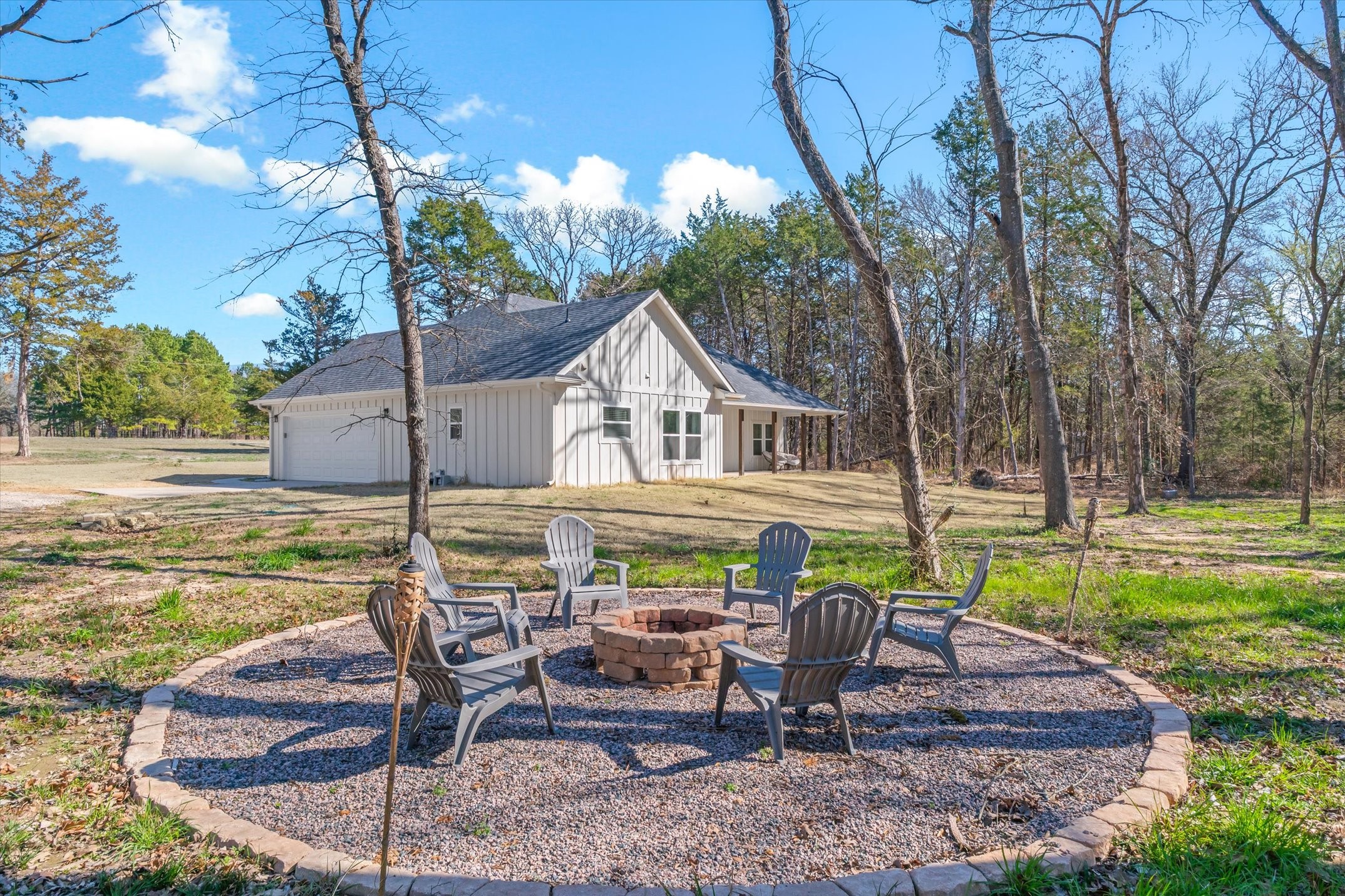 1159 Highway 276 Emory TX 75440