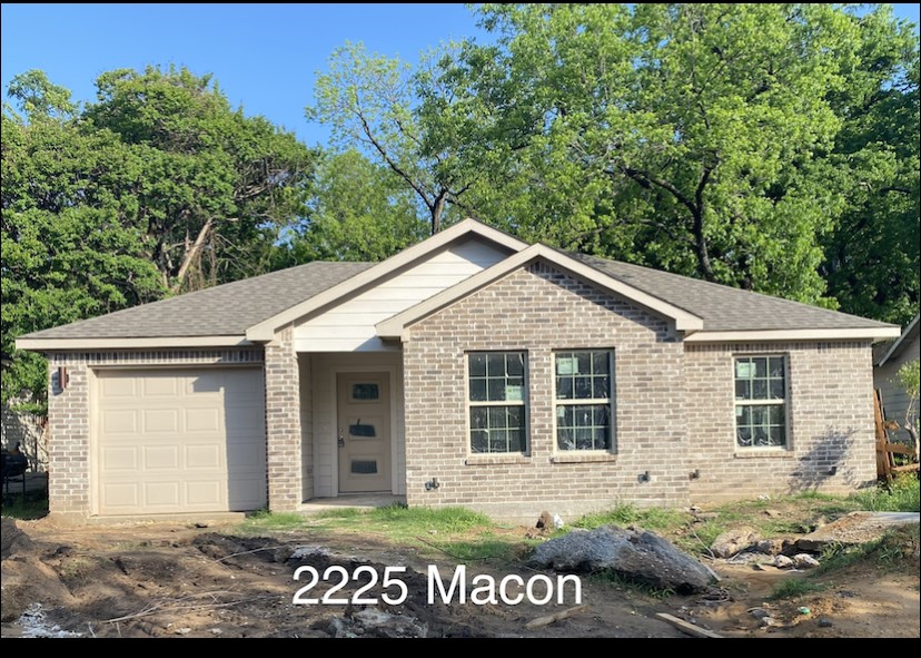 2225 Macon Street Dallas TX 75215