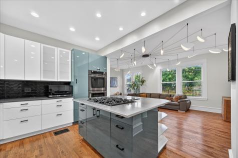 802 Haines Avenue Dallas TX 75208