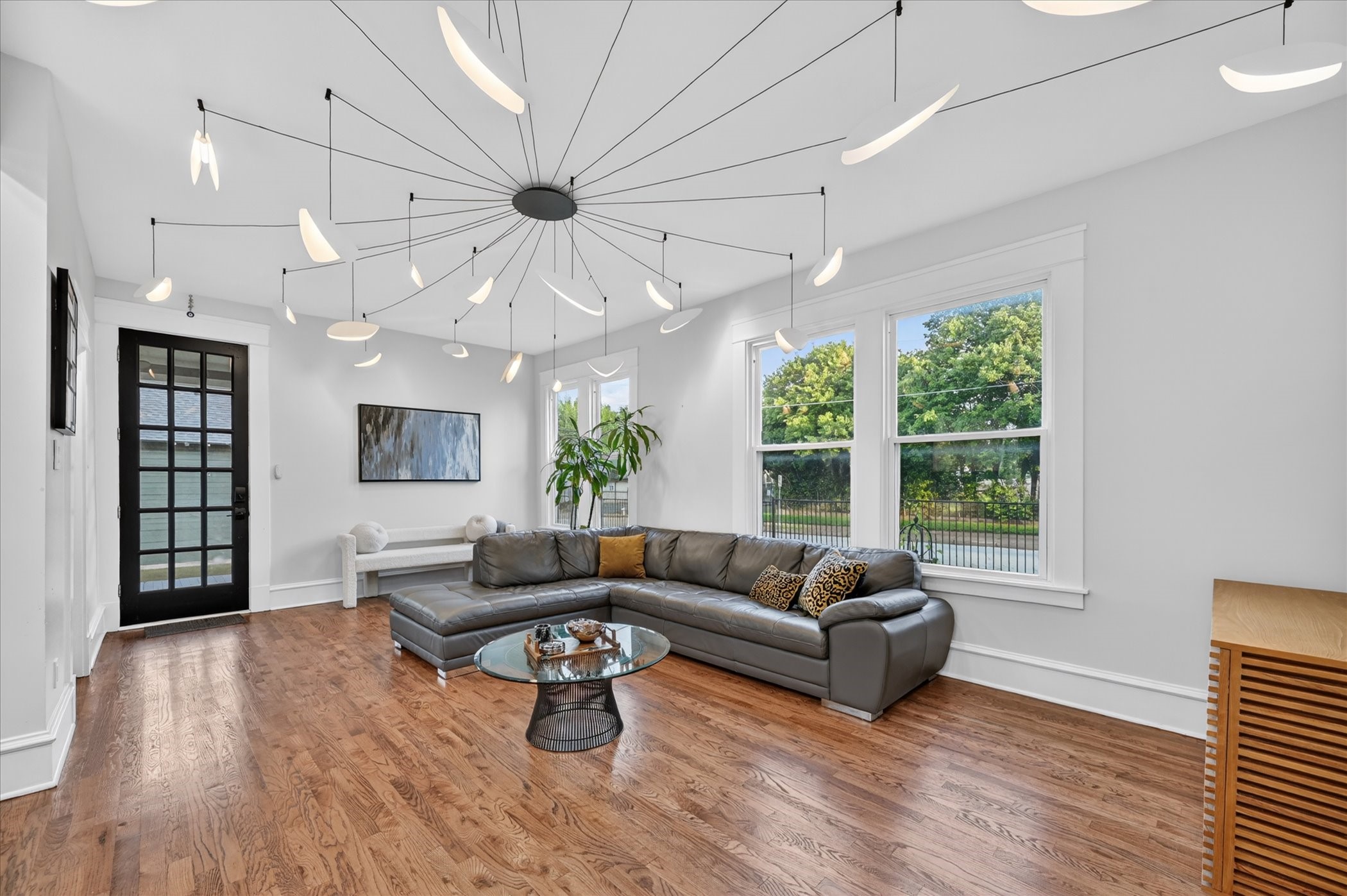 802 Haines Avenue Dallas TX 75208