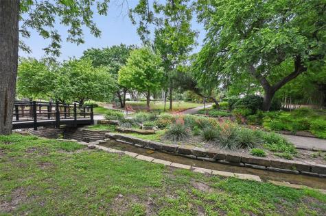 802 Haines Avenue Dallas TX 75208