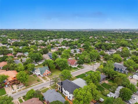 802 Haines Avenue Dallas TX 75208