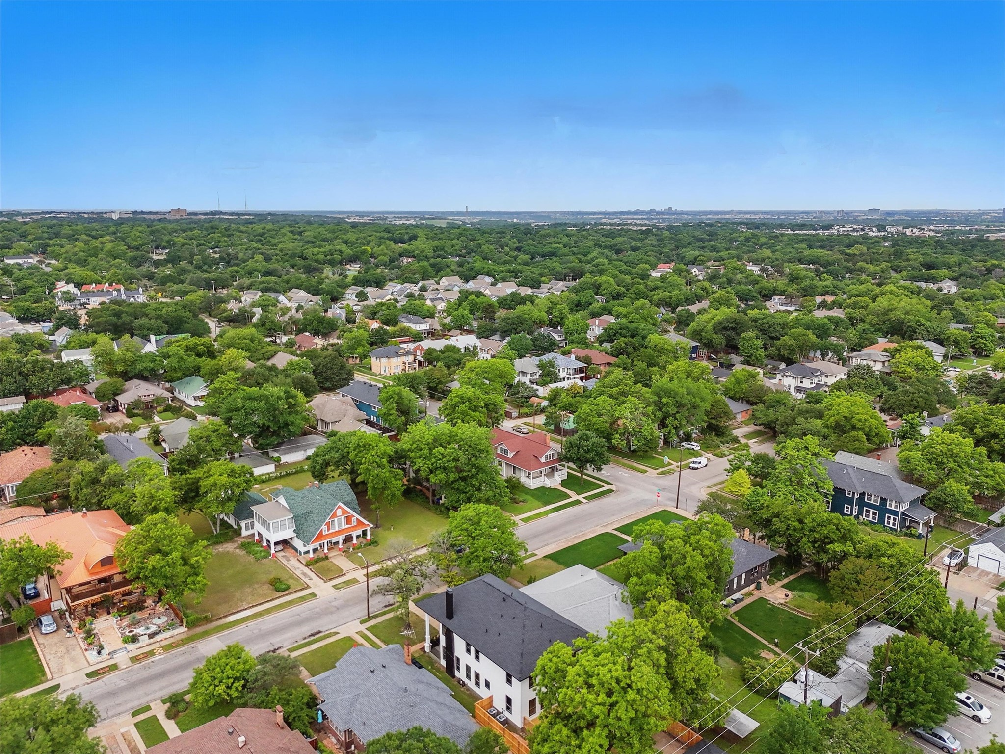 802 Haines Avenue Dallas TX 75208