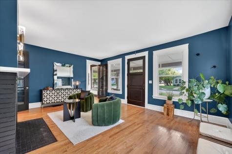 802 Haines Avenue Dallas TX 75208