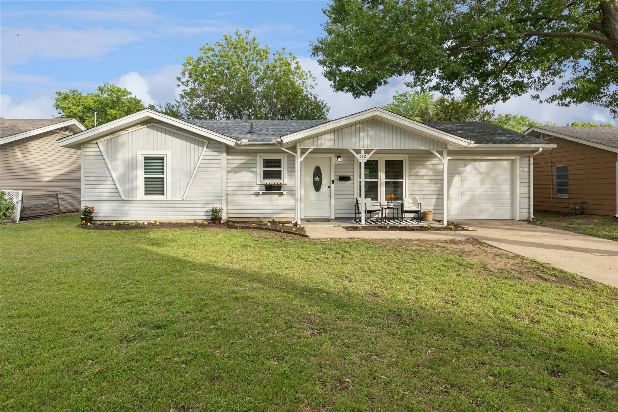 112 Murphy Road NE Burleson TX 76028