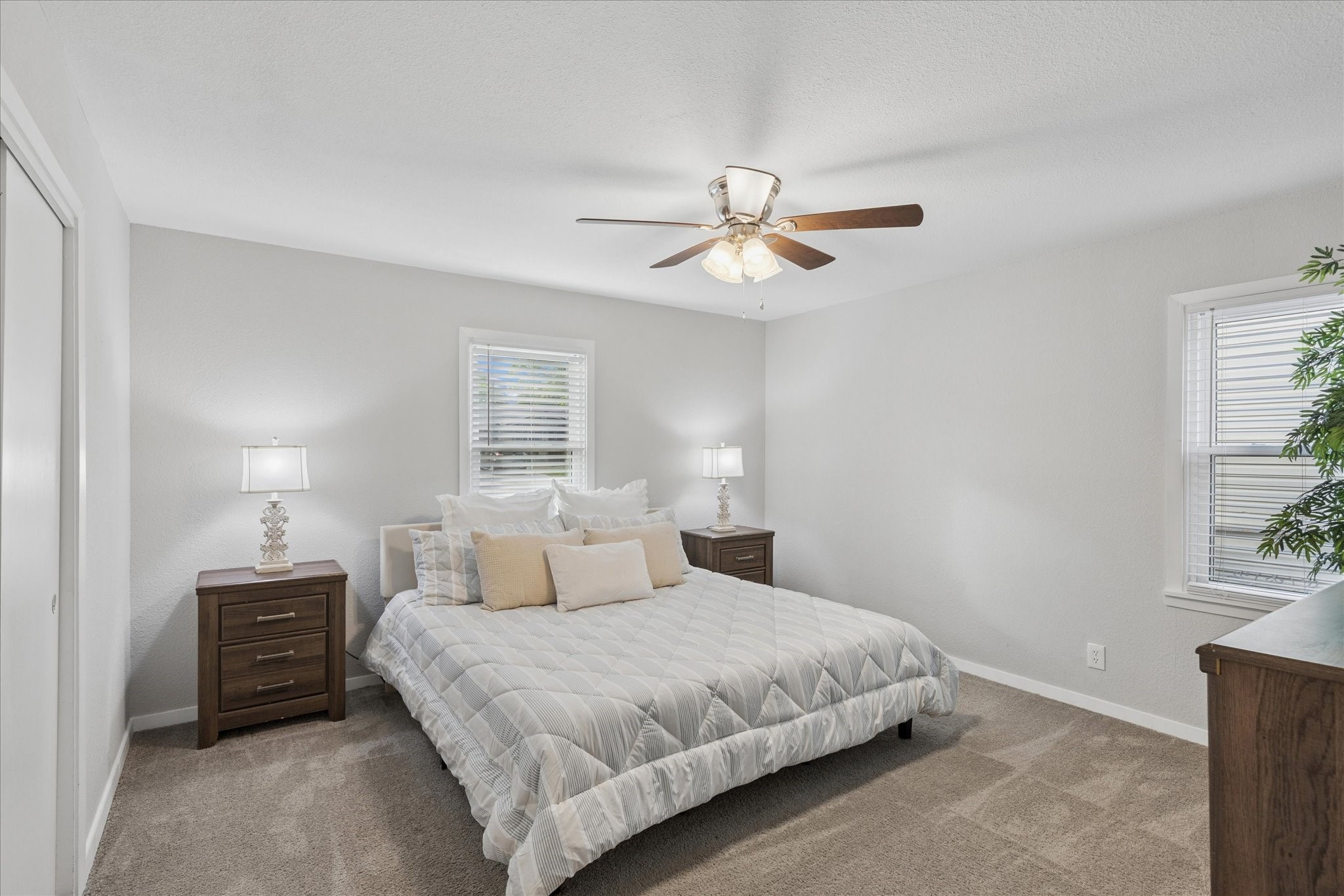 112 Murphy Road NE Burleson TX 76028