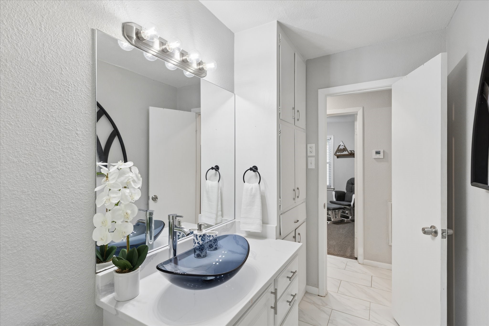112 Murphy Road NE Burleson TX 76028