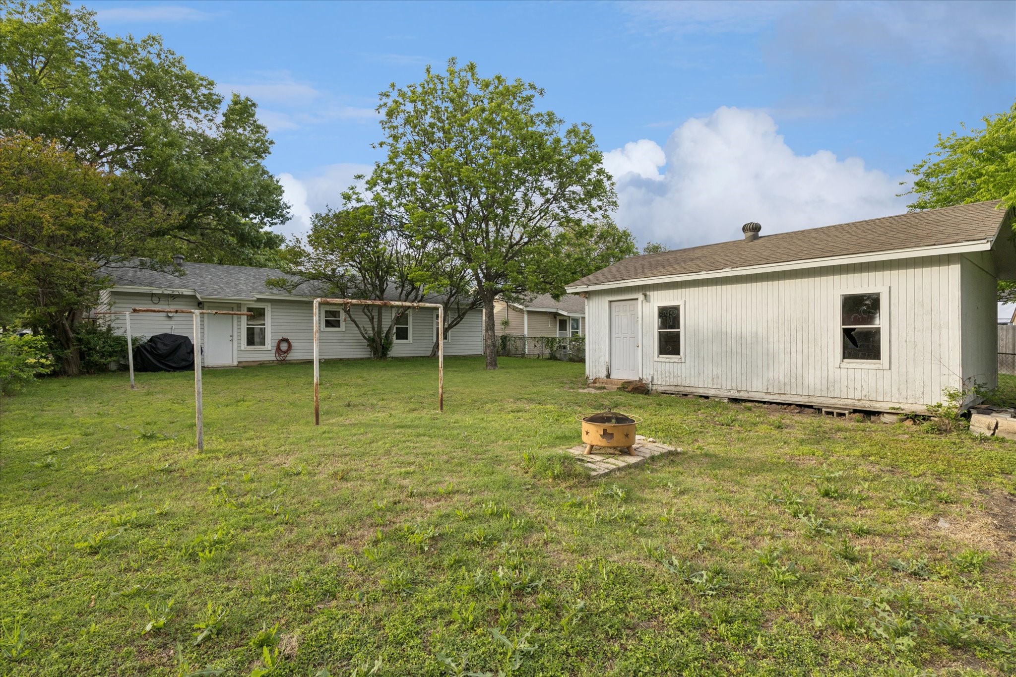 112 Murphy Road NE Burleson TX 76028