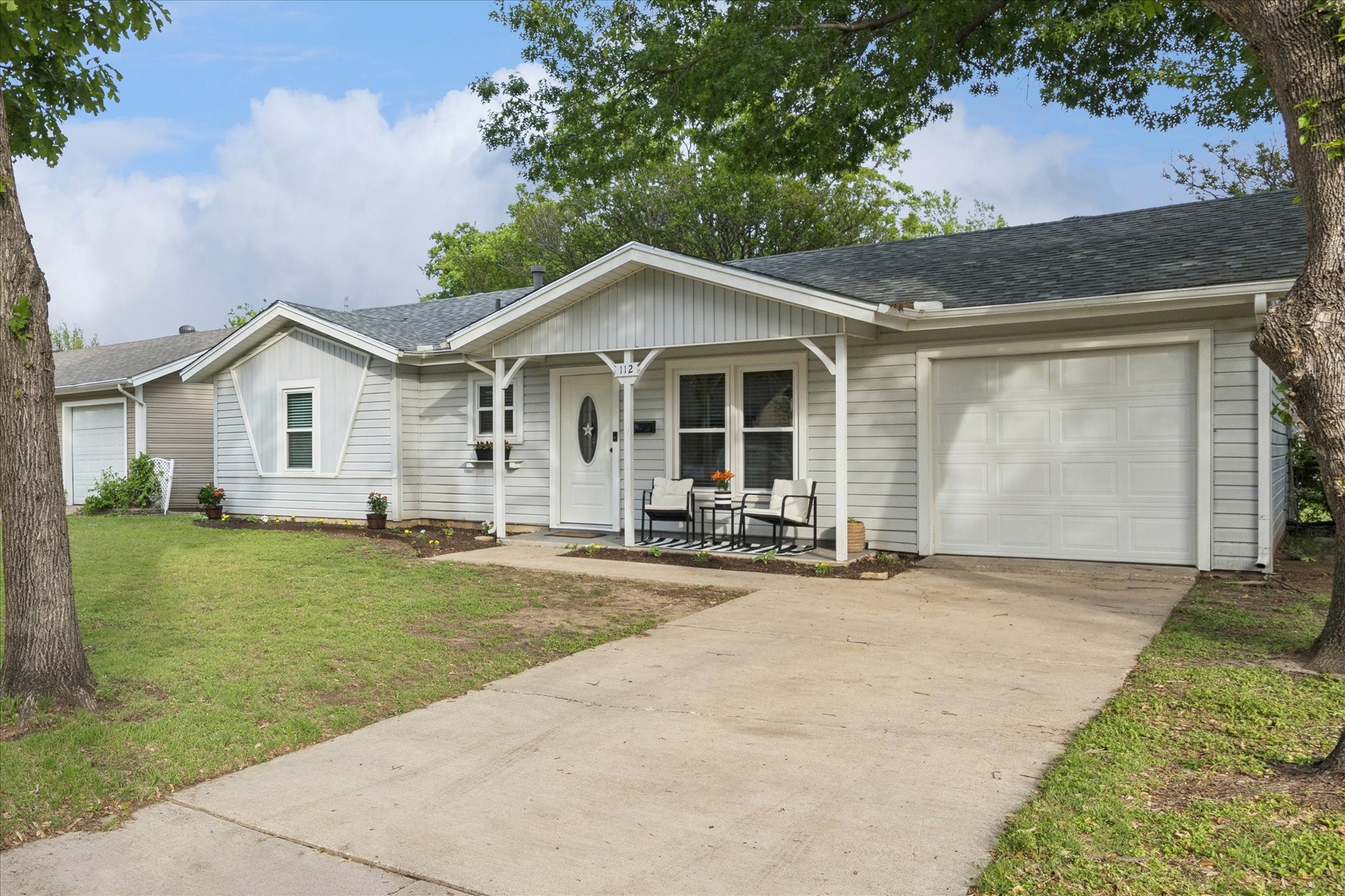 112 Murphy Road NE Burleson TX 76028