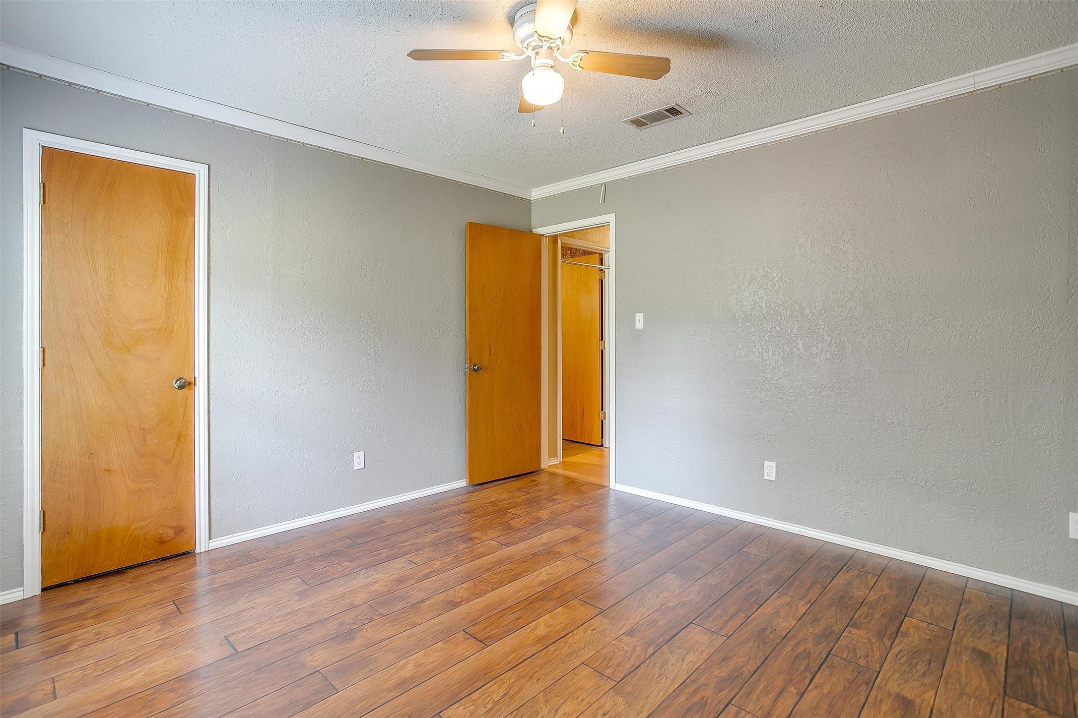 418 Country Meadow Drive Mansfield TX 76063