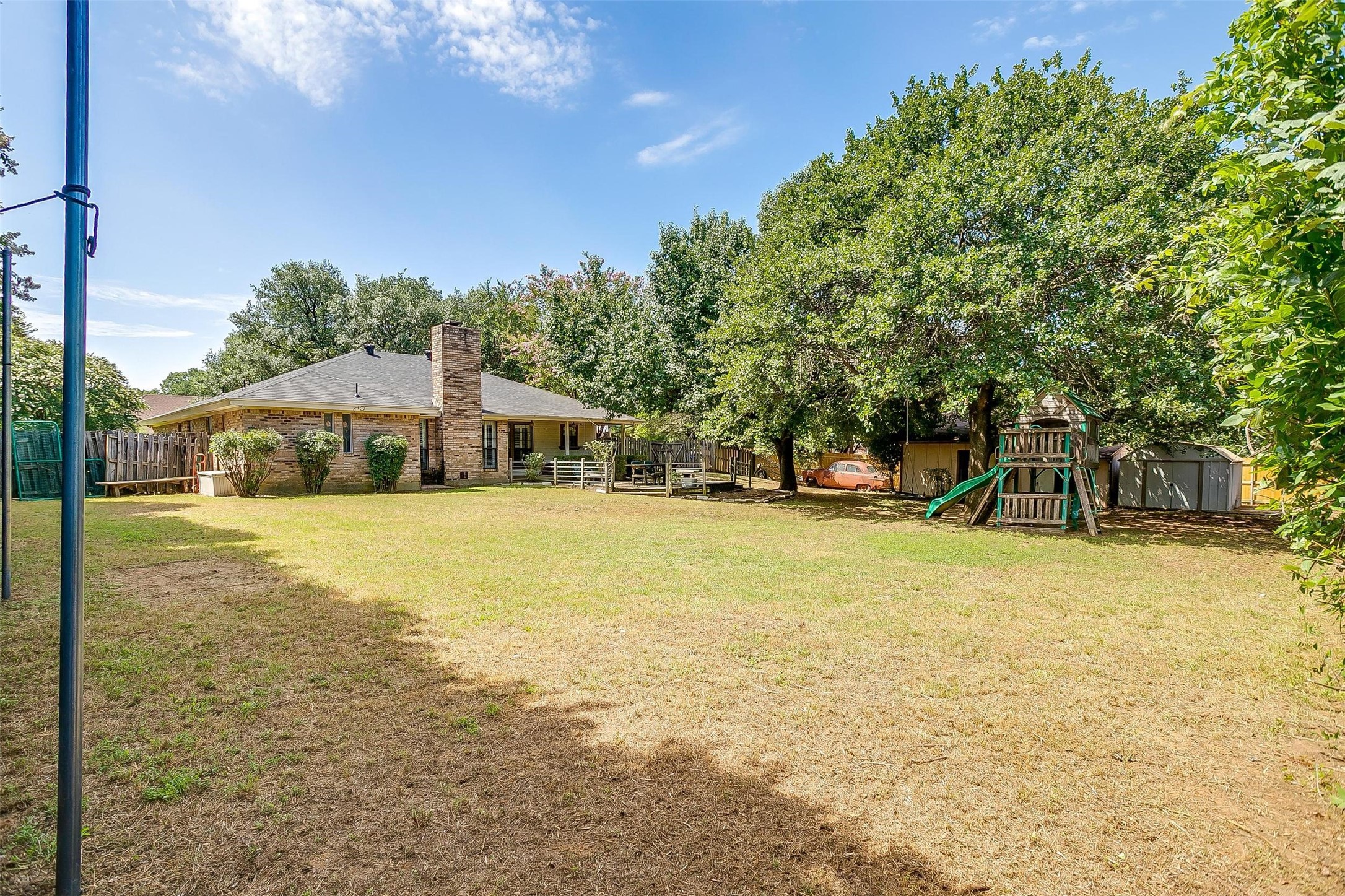 418 Country Meadow Drive Mansfield TX 76063