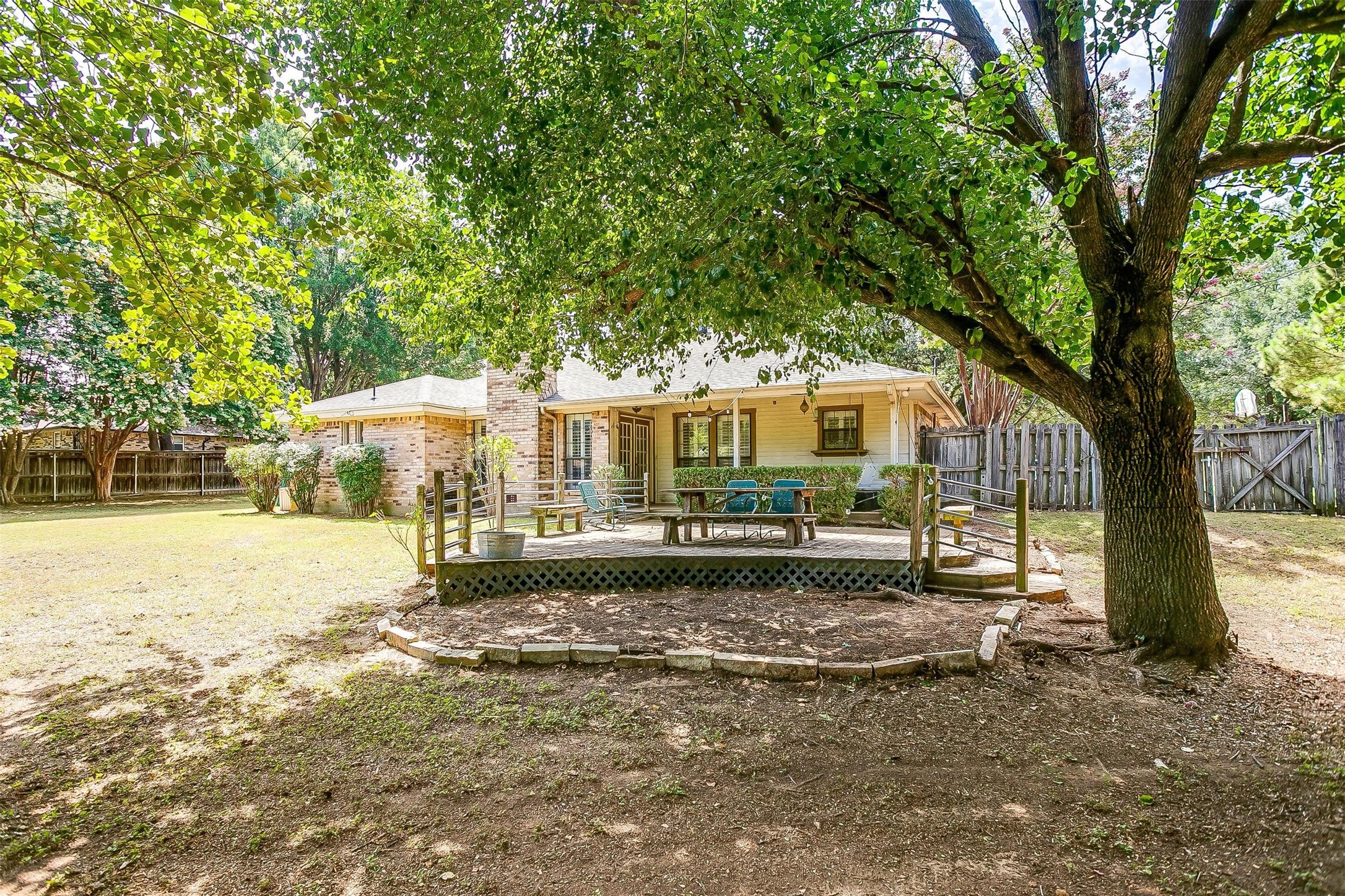 418 Country Meadow Drive Mansfield TX 76063
