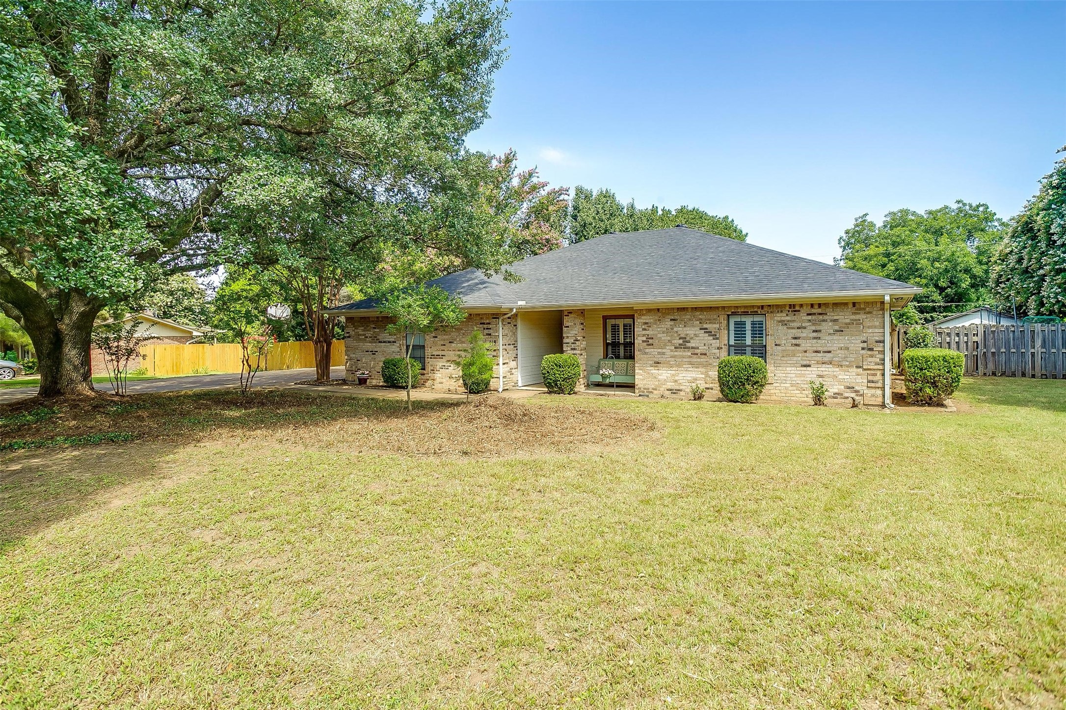 418 Country Meadow Drive Mansfield TX 76063