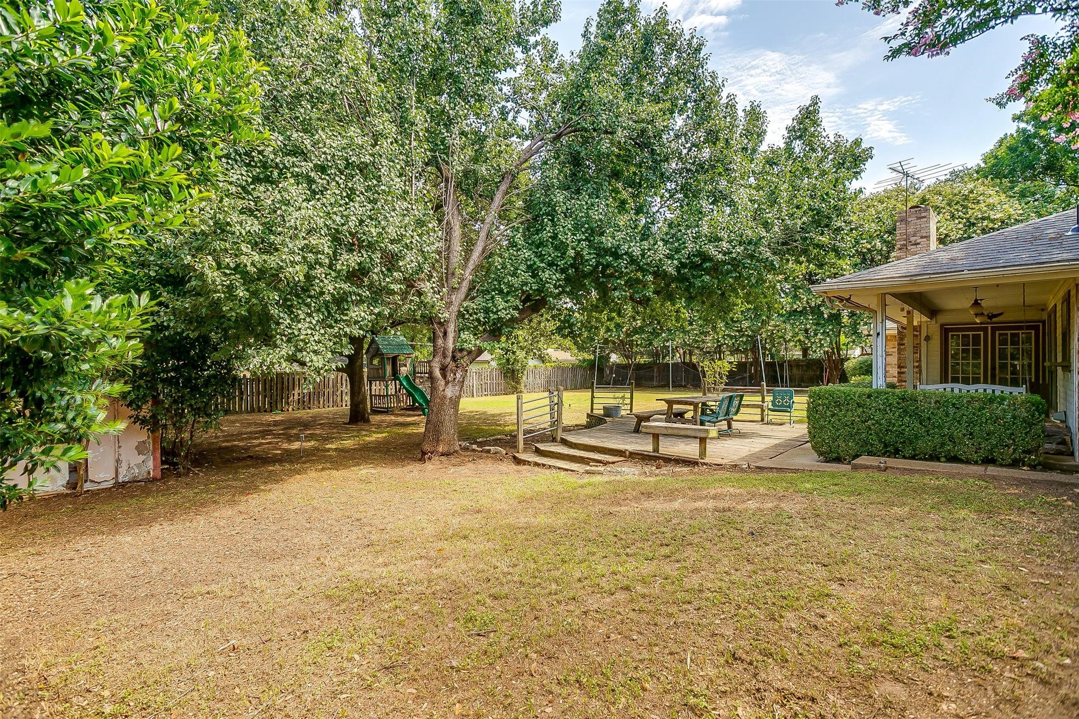 418 Country Meadow Drive Mansfield TX 76063