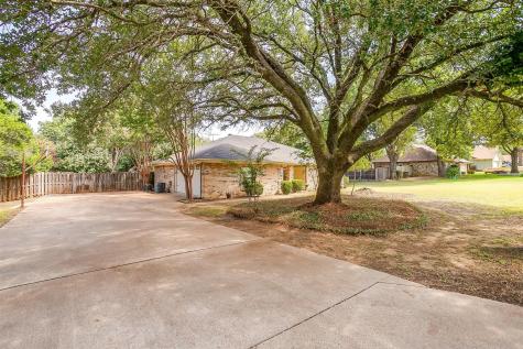 418 Country Meadow Drive Mansfield TX 76063