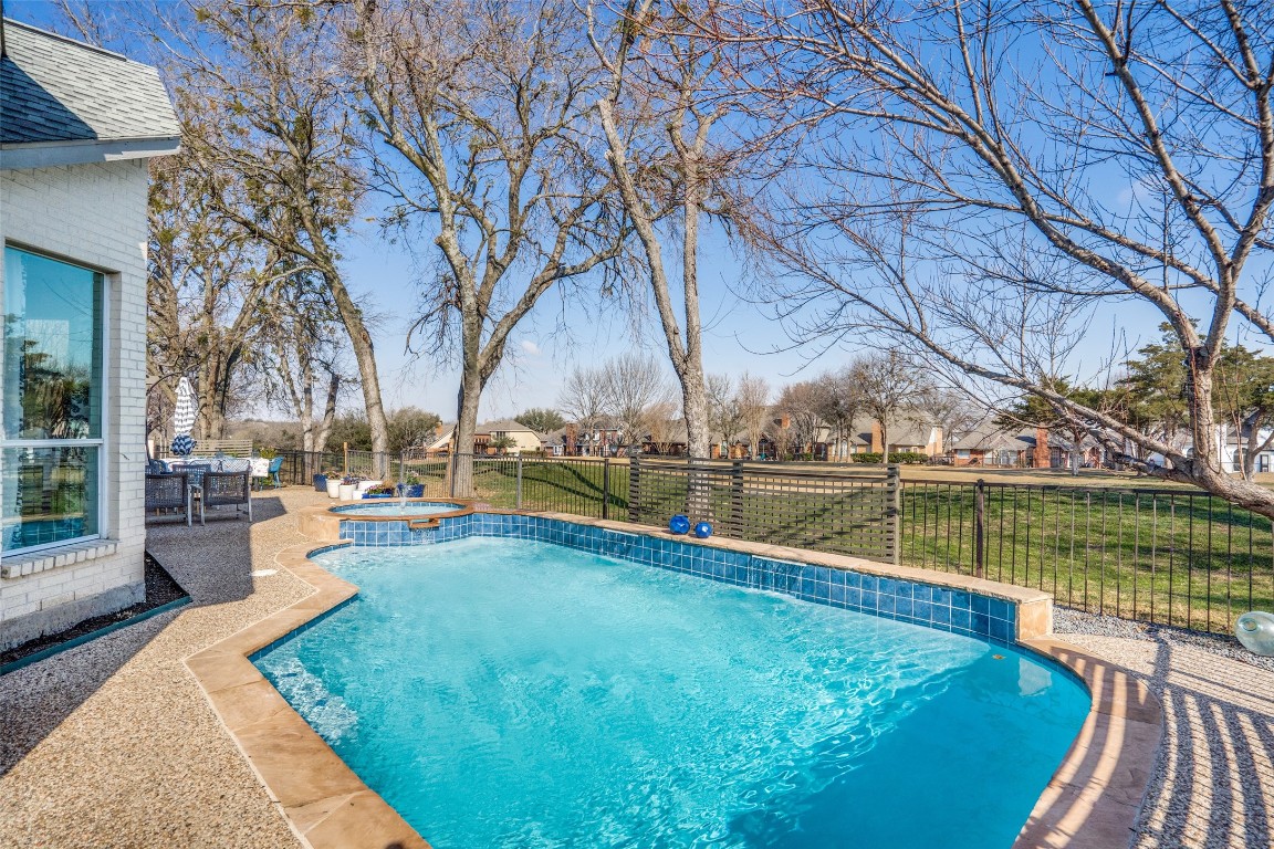 2704 Northview Drive Mckinney TX 75072