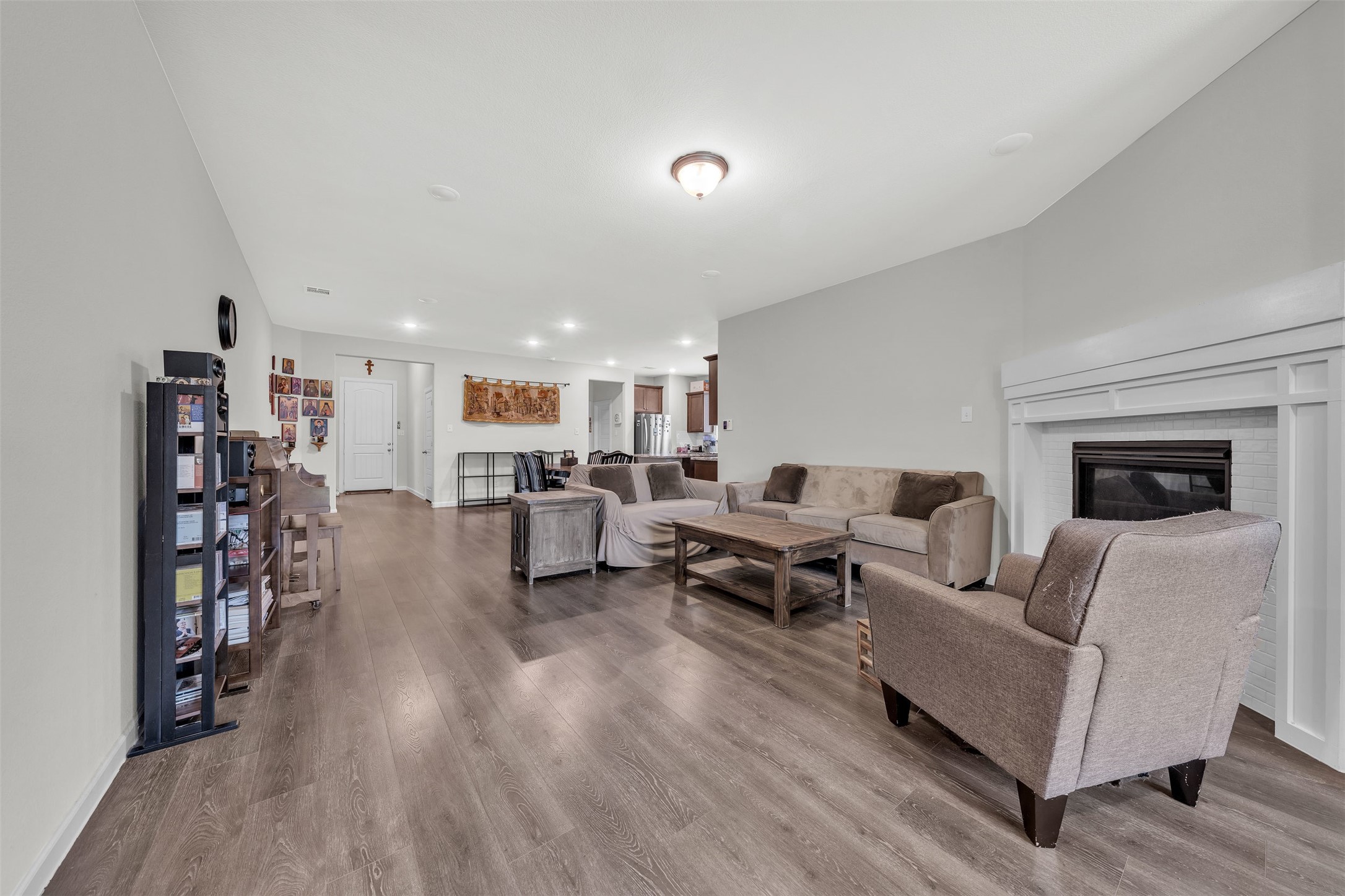 639 Congressional Avenue Red Oak TX 75154