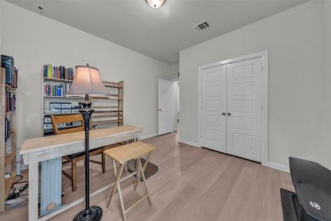 639 Congressional Avenue Red Oak TX 75154