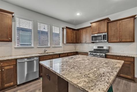 639 Congressional Avenue Red Oak TX 75154