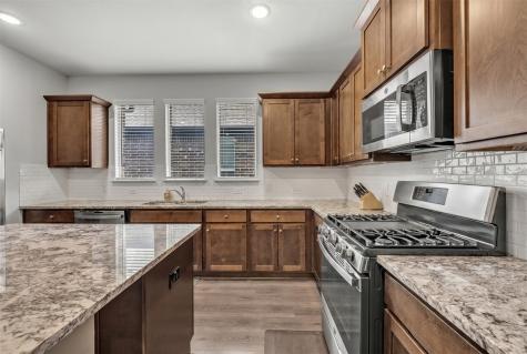 639 Congressional Avenue Red Oak TX 75154