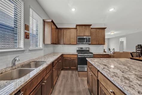 639 Congressional Avenue Red Oak TX 75154