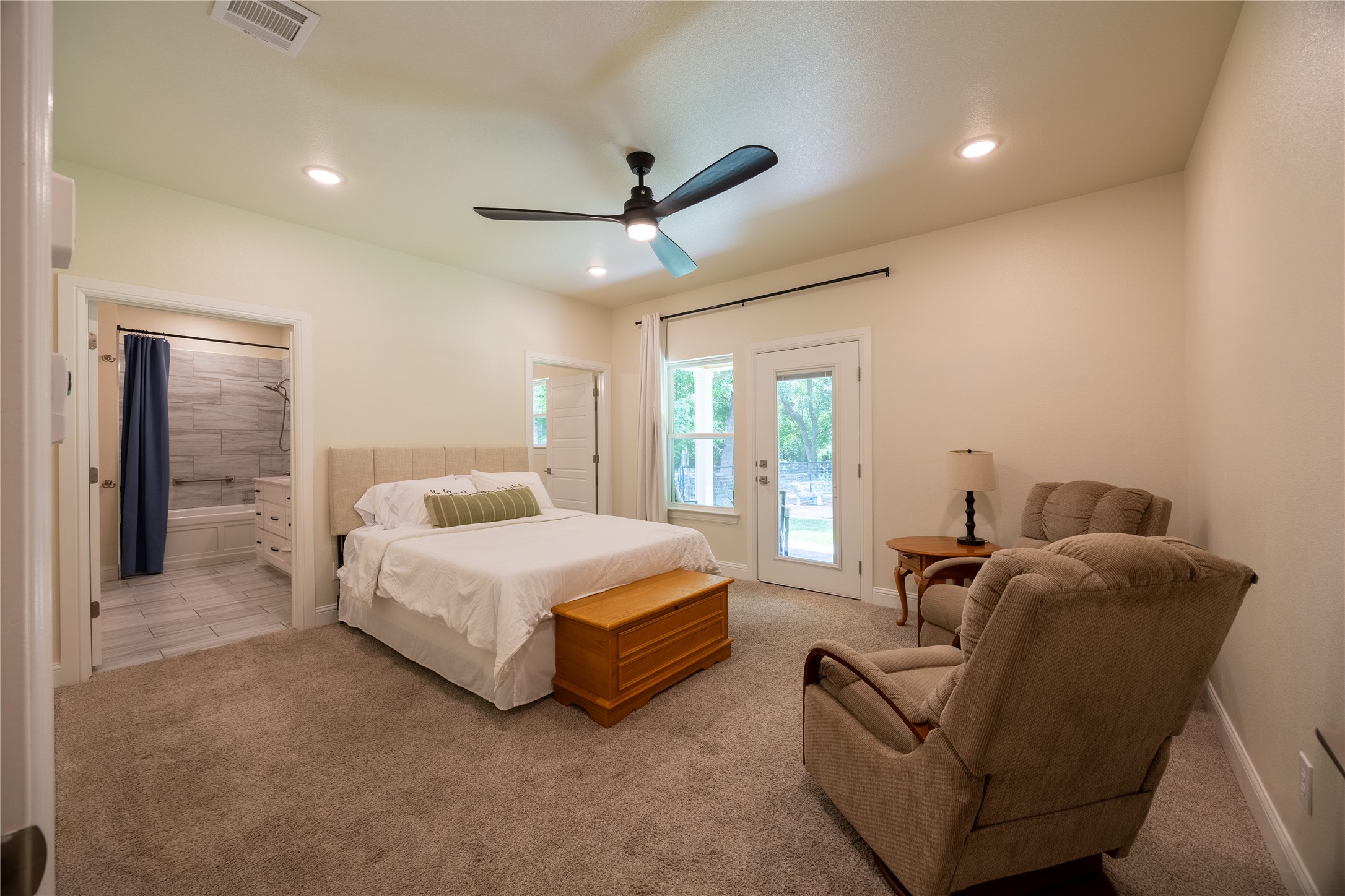 354 Glade Valley Azle TX 76020