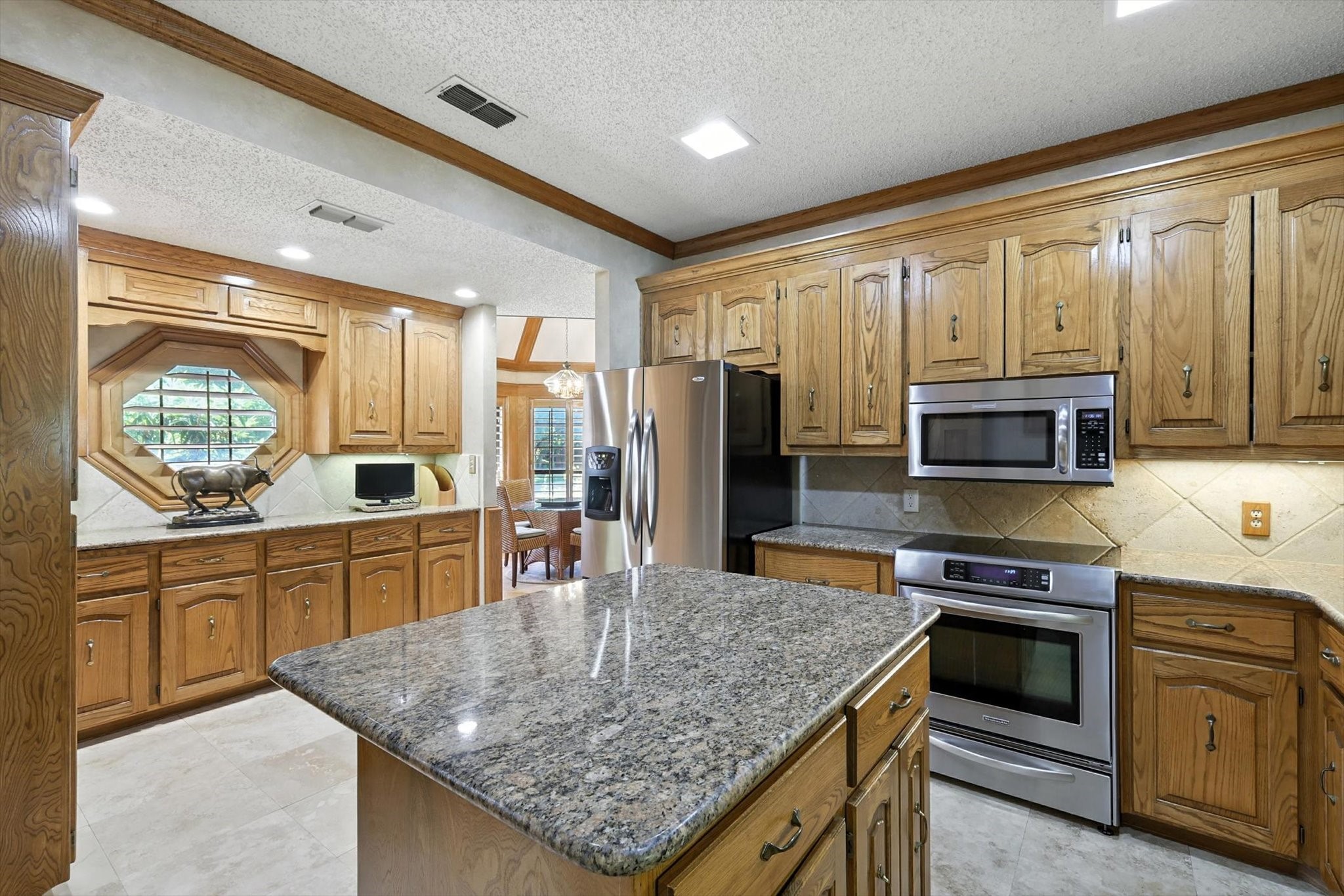 2202 Lakeforest Drive Weatherford TX 76087