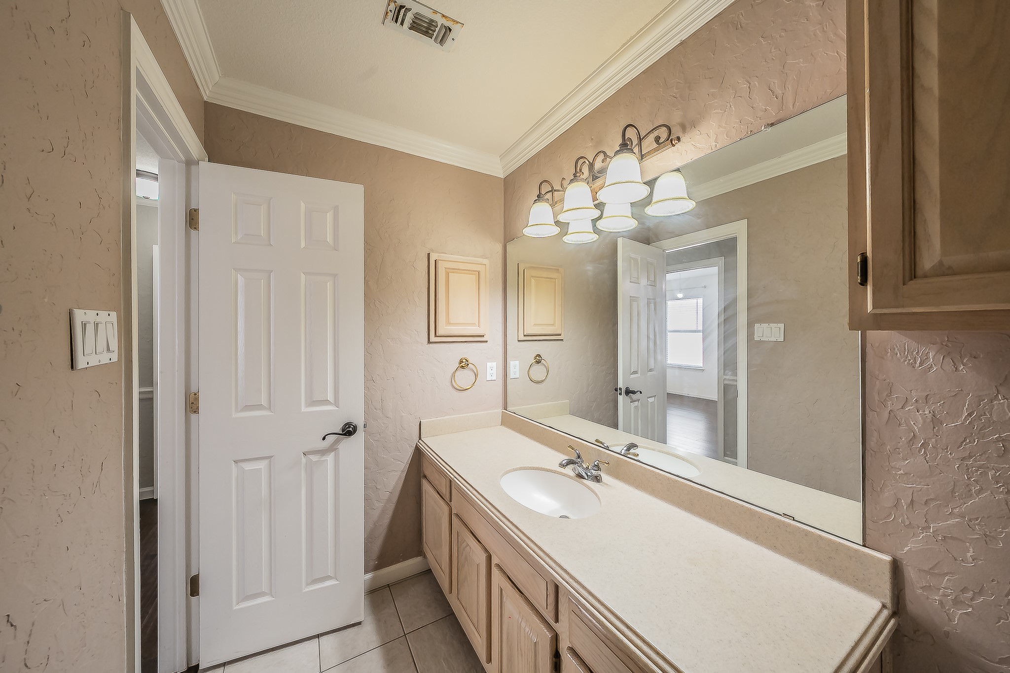 520 Kelley Court Fort Worth TX 76120