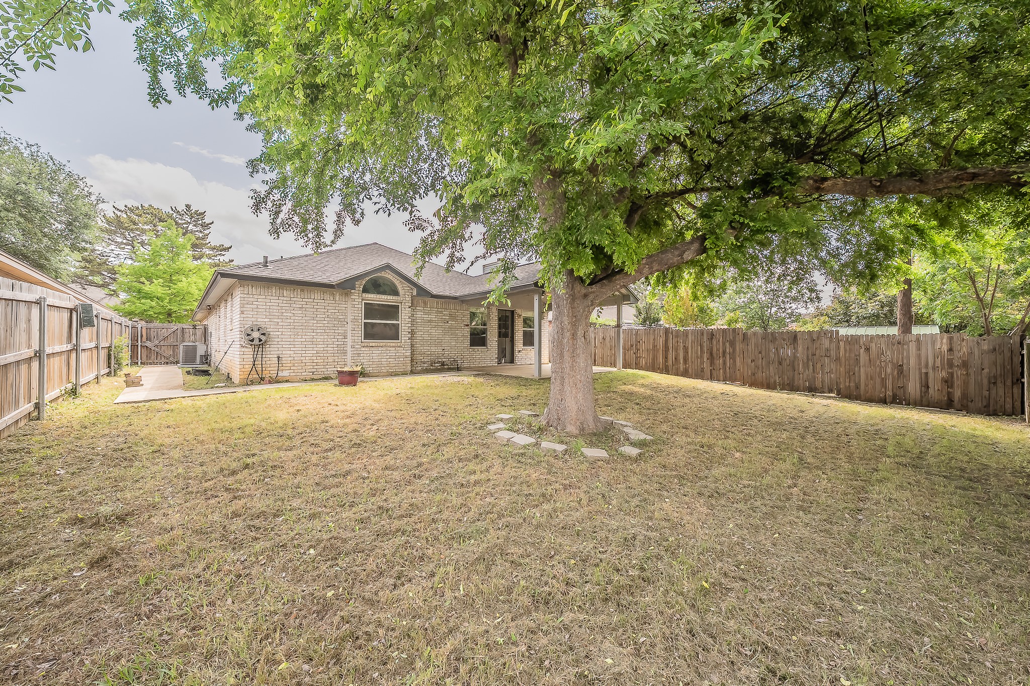 520 Kelley Court Fort Worth TX 76120