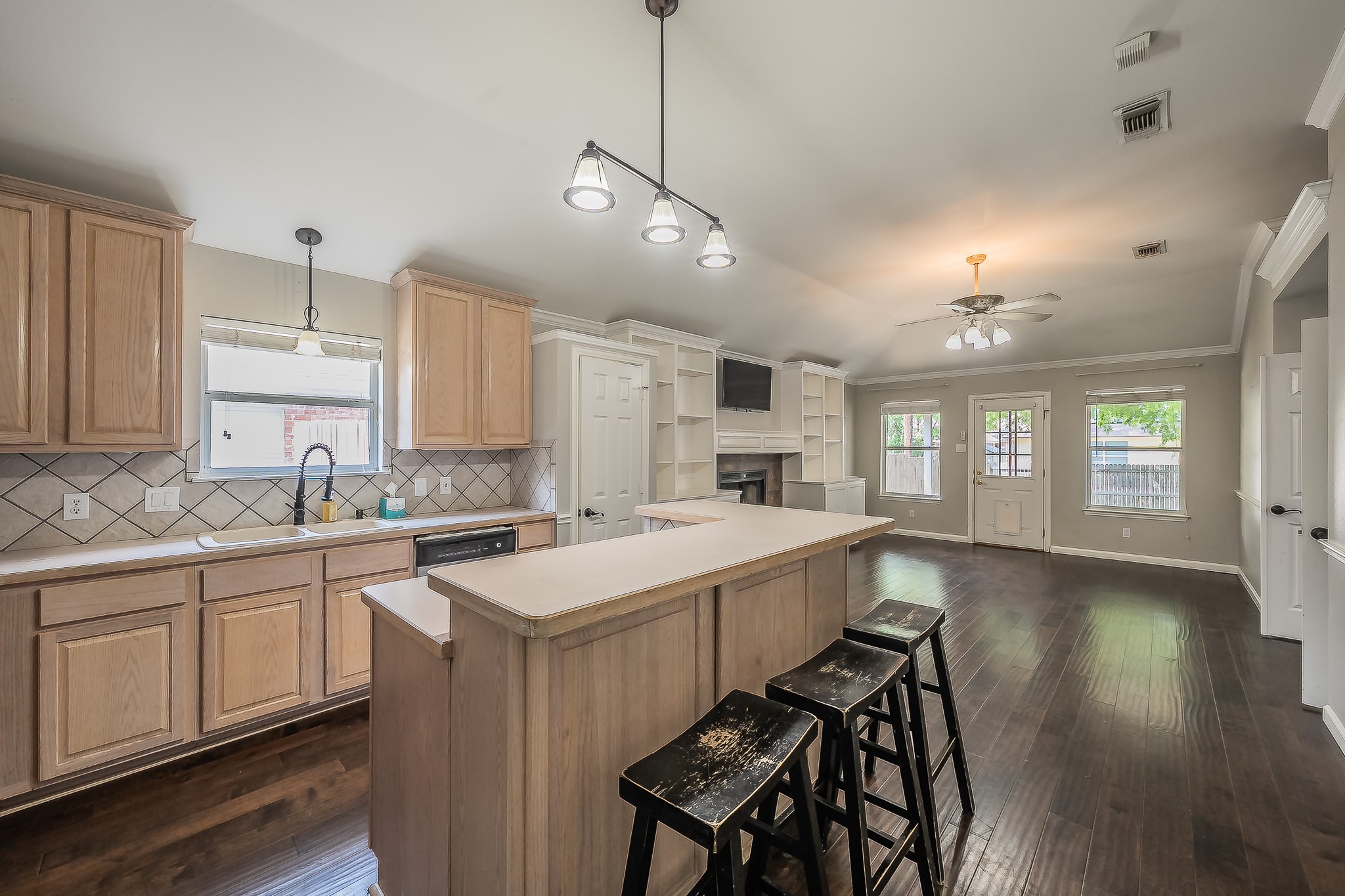 520 Kelley Court Fort Worth TX 76120