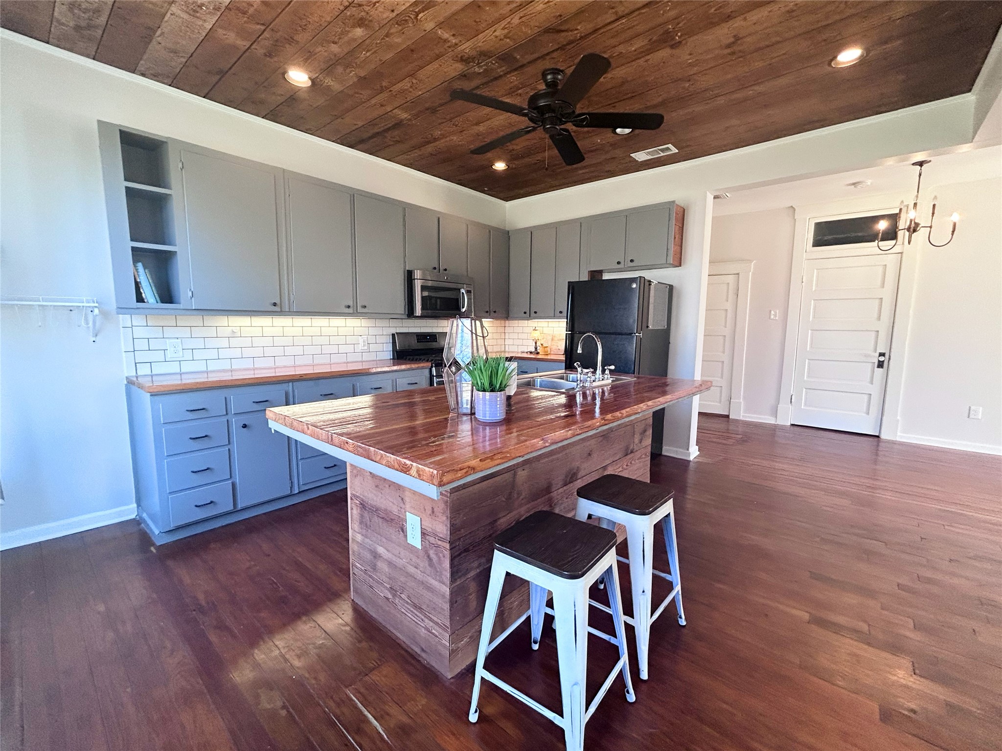 931 N 12th Street Waco TX 76707