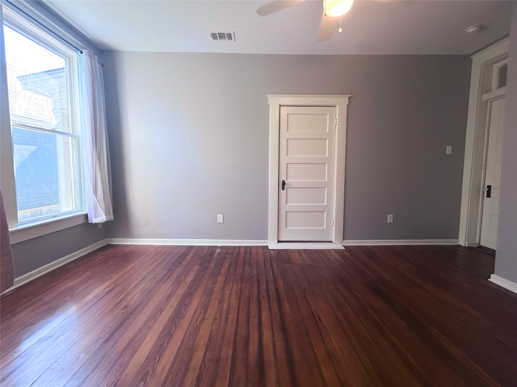 931 N 12th Street Waco TX 76707
