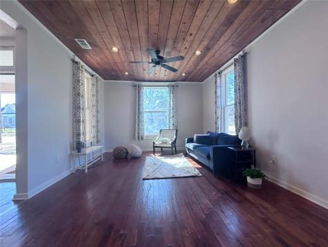 931 N 12th Street Waco TX 76707