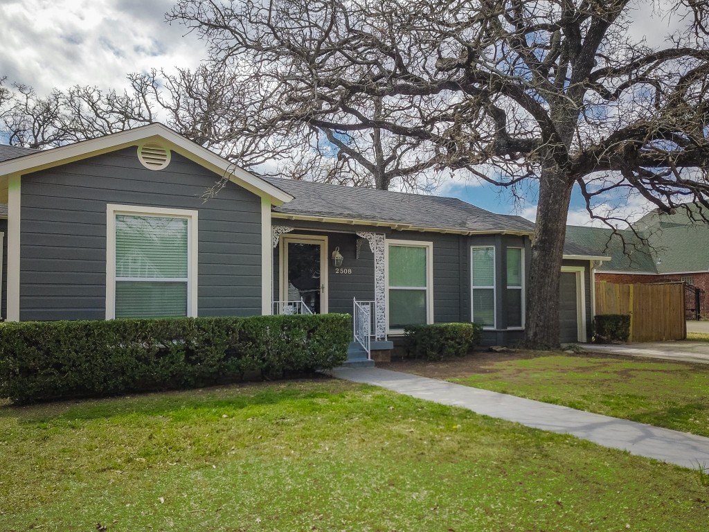 2508 Daisy Lane Fort Worth TX 76111