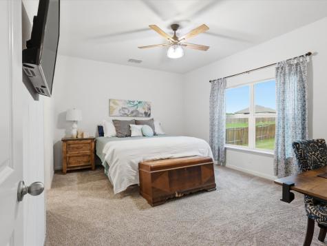 104 Saloon Cove W Newark TX 76071