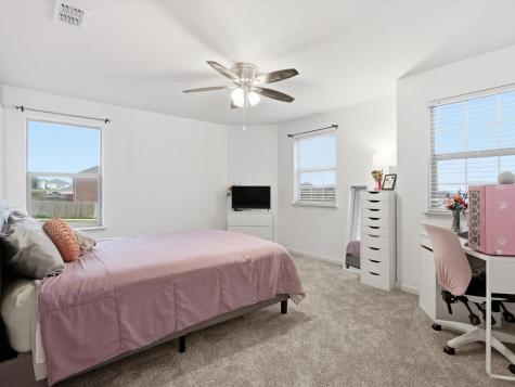 104 Saloon Cove W Newark TX 76071
