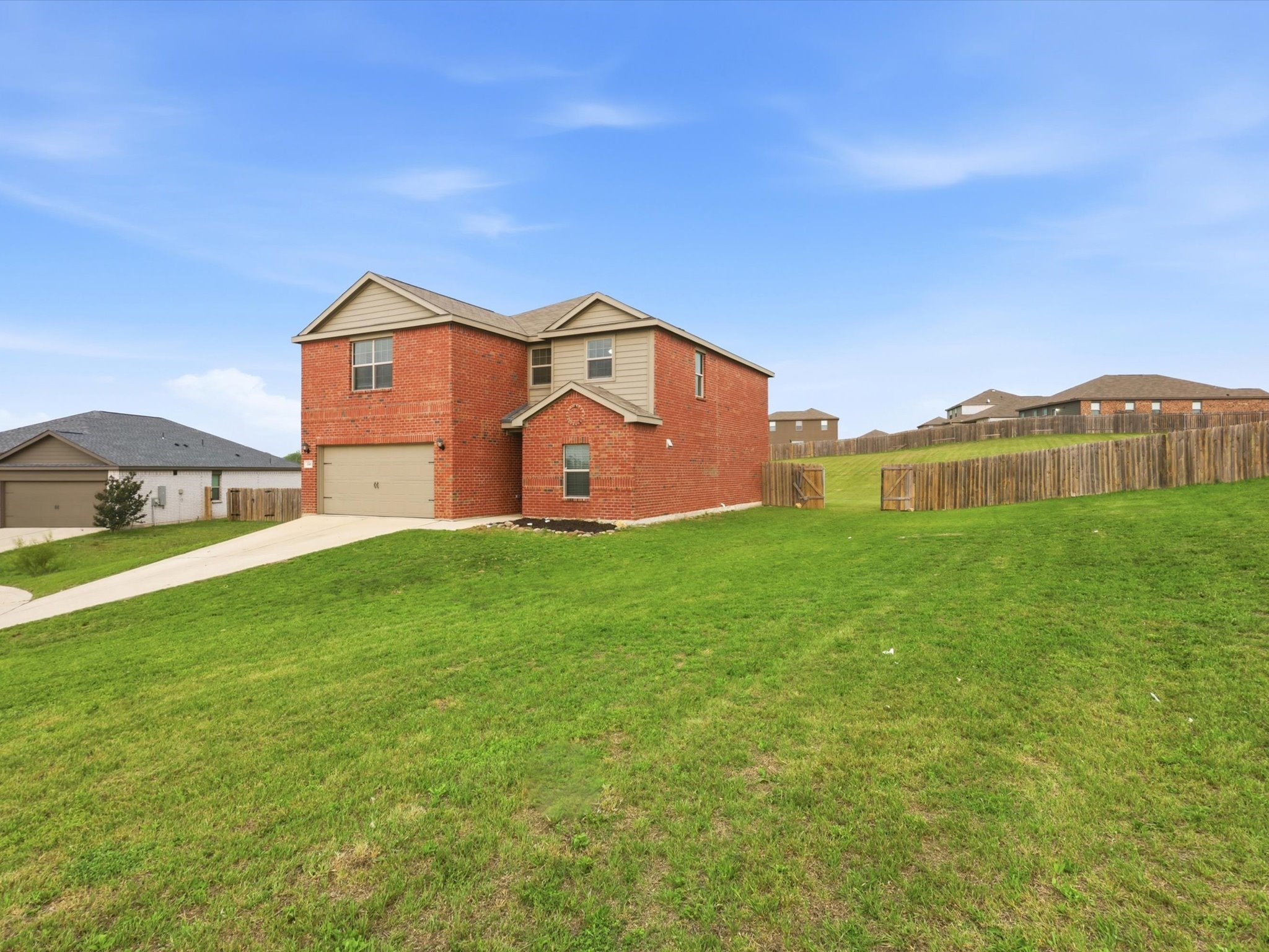 104 Saloon Cove W Newark TX 76071