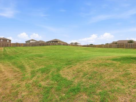 104 Saloon Cove W Newark TX 76071