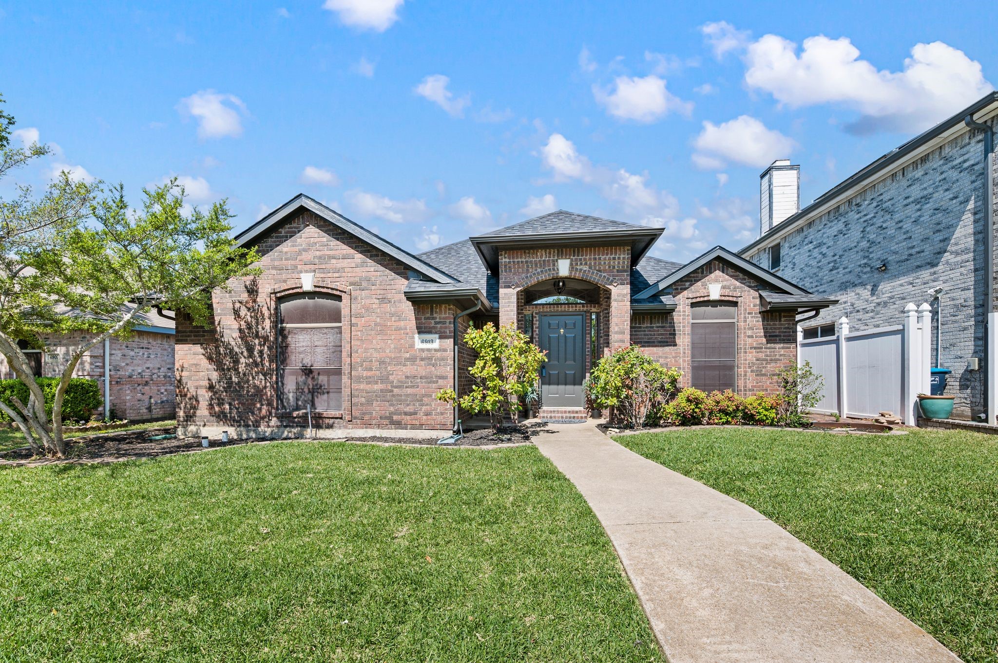 6913 Indiana Avenue Fort Worth TX 76137