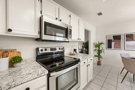 6913 Indiana Avenue Fort Worth TX 76137