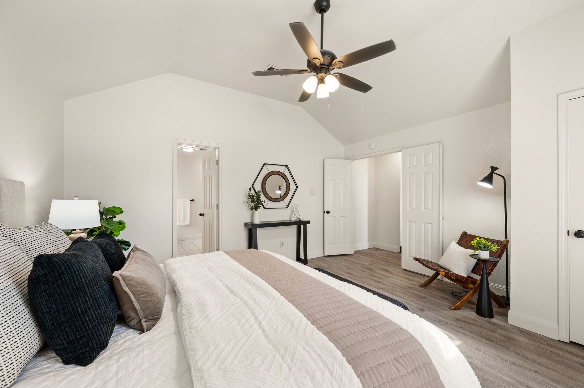 6913 Indiana Avenue Fort Worth TX 76137