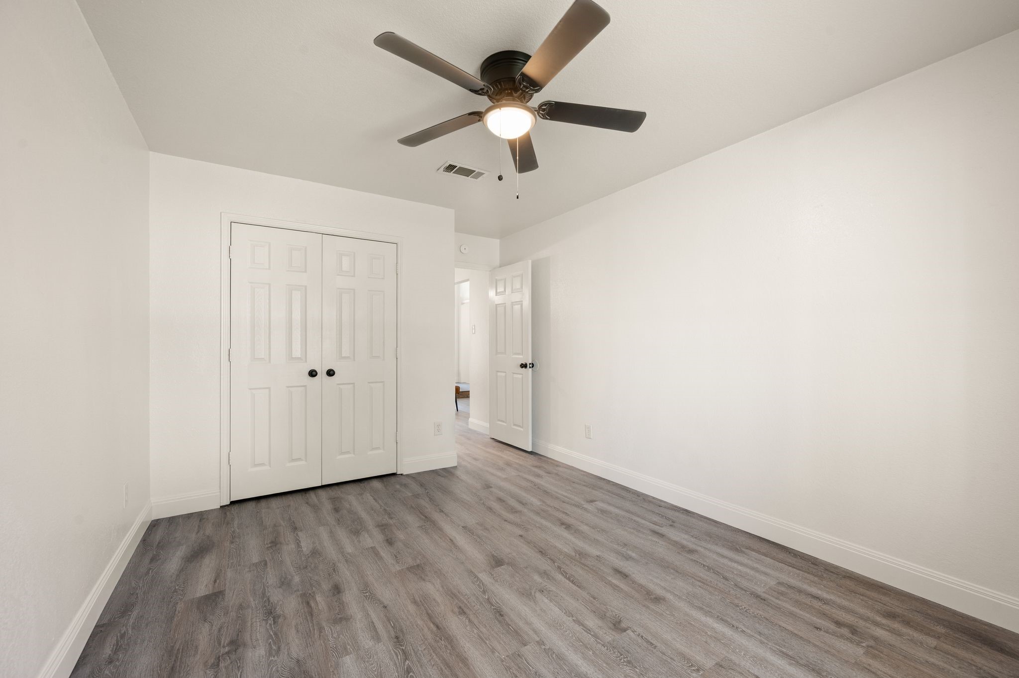 6913 Indiana Avenue Fort Worth TX 76137